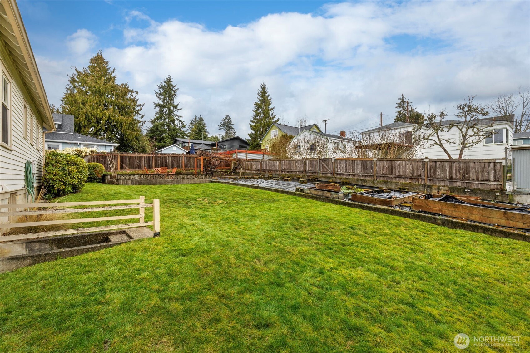 1142 Scott Avenue , Bremerton, WA 98310