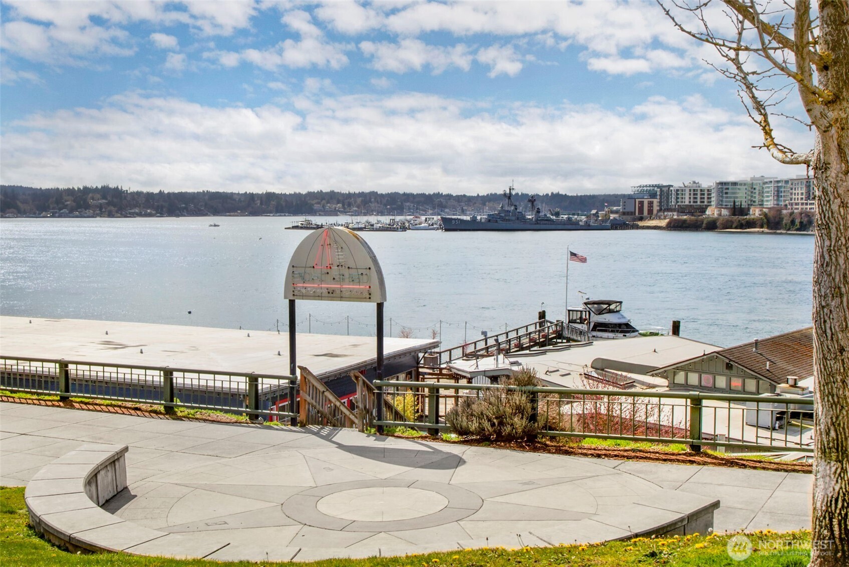 1142 Scott Avenue , Bremerton, WA 98310