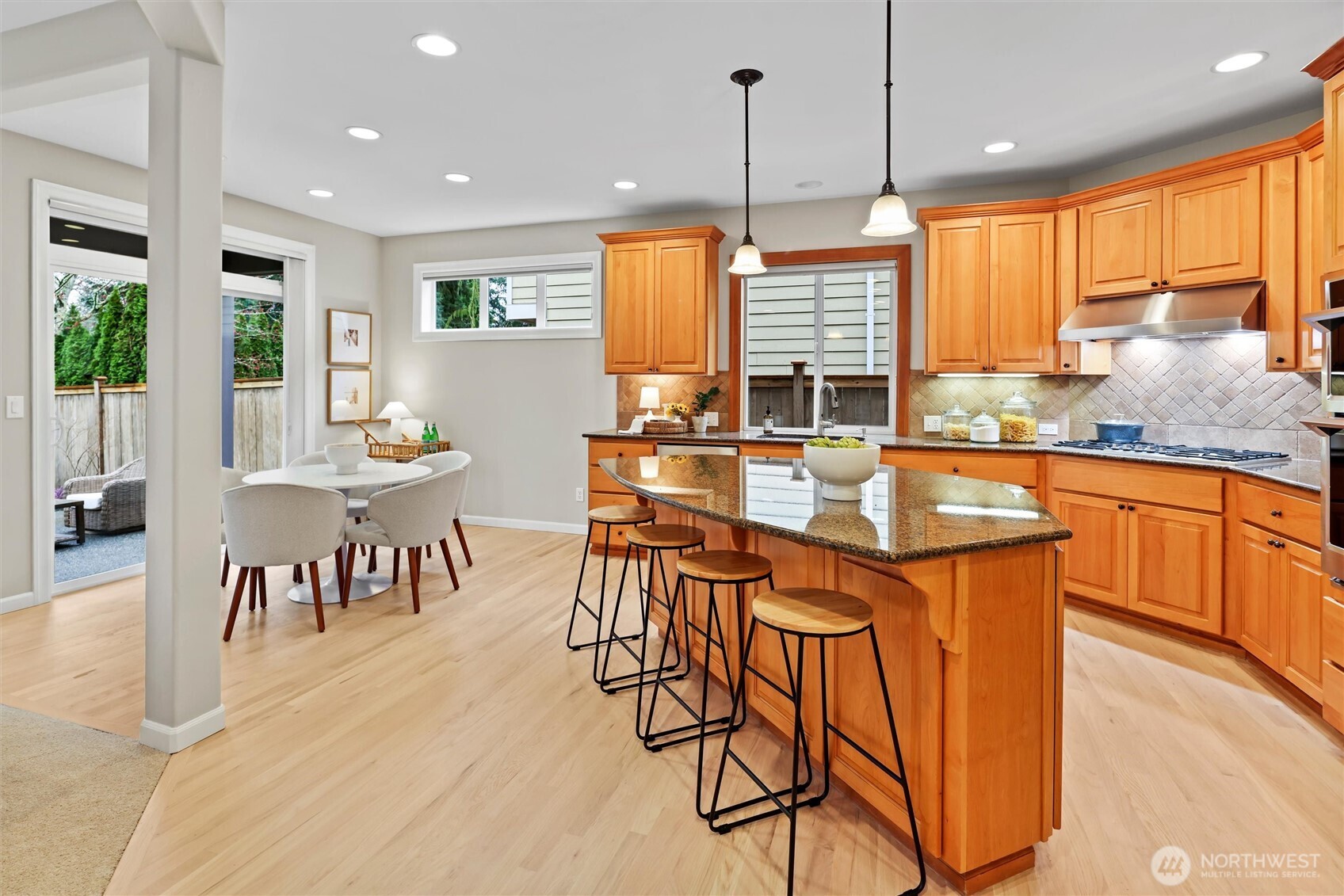 8115 NE 147th Street , Kenmore, WA 98028