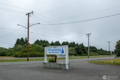 853 Ocean Shores Boulevard NW #4, Ocean Shores, WA 98569