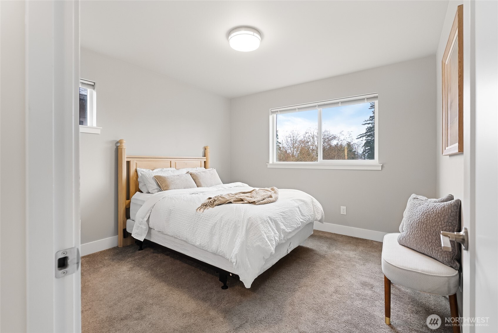 1884 Front Street #A, Lynden, WA 98264