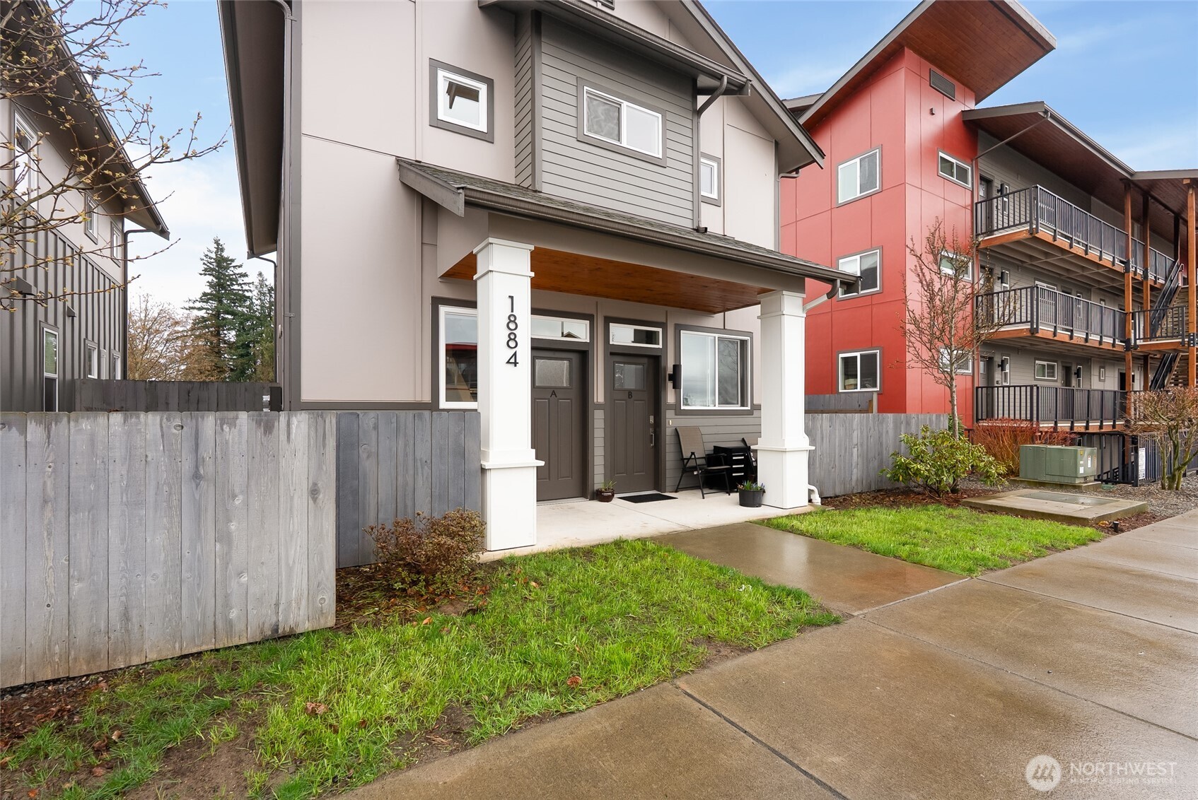 1884 Front Street #A, Lynden, WA 98264