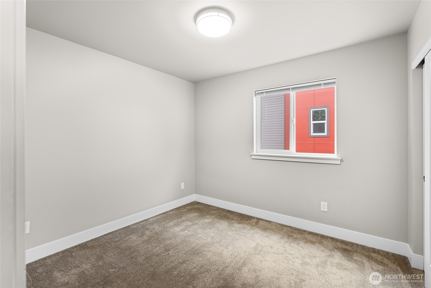 1884 Front Street #A, Lynden, WA 98264