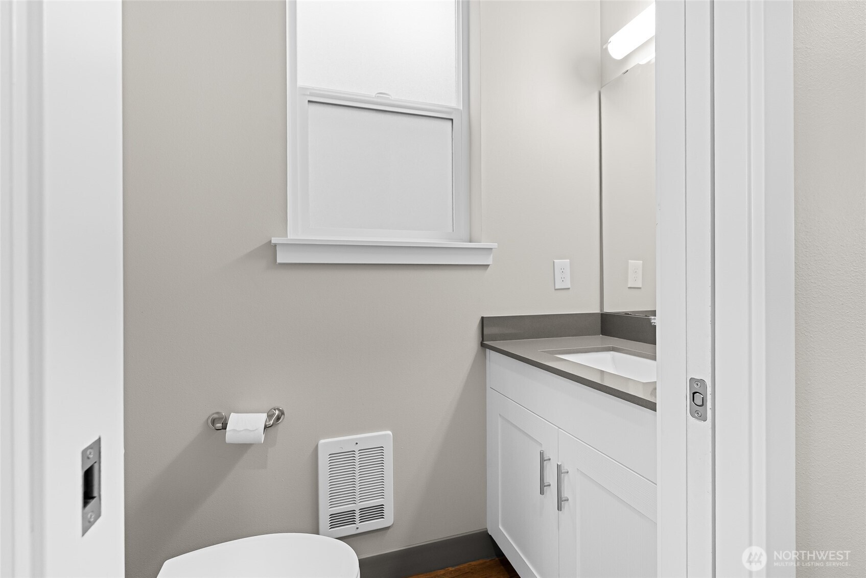 1884 Front Street #A, Lynden, WA 98264