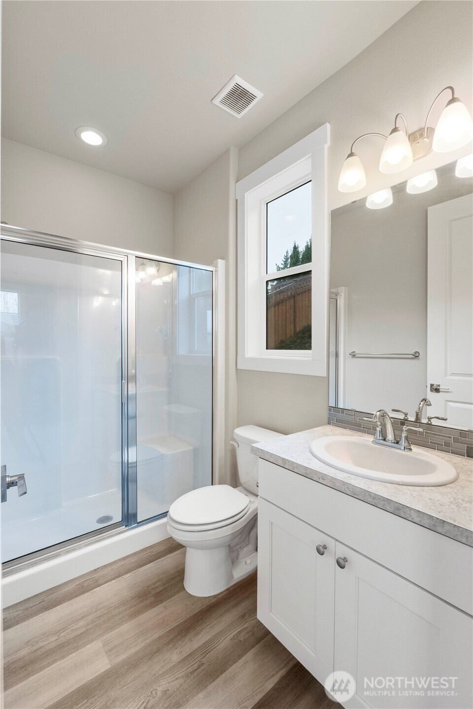 13710 190th Avenue E, Bonney Lake, WA 98391