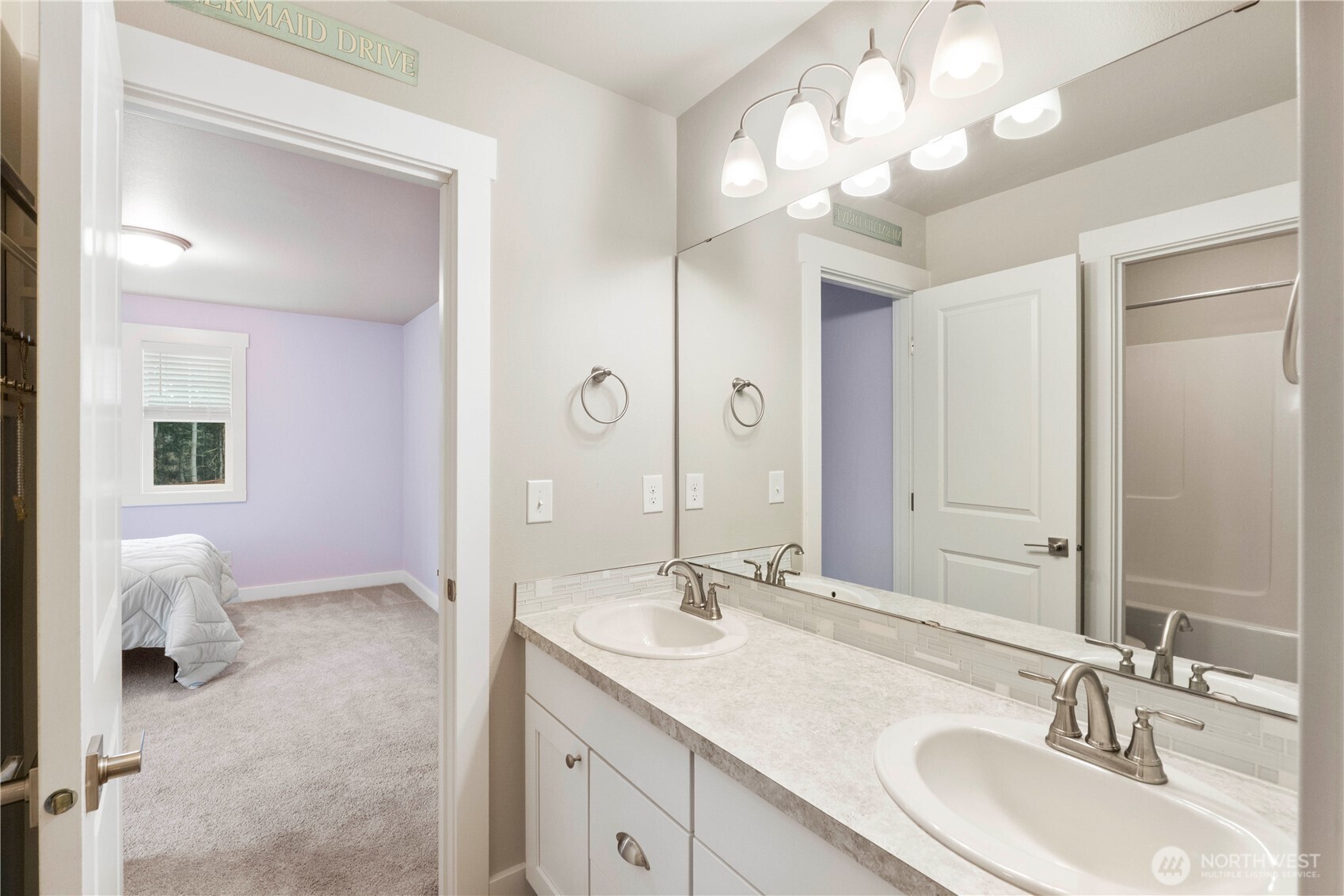 13710 190th Avenue E, Bonney Lake, WA 98391