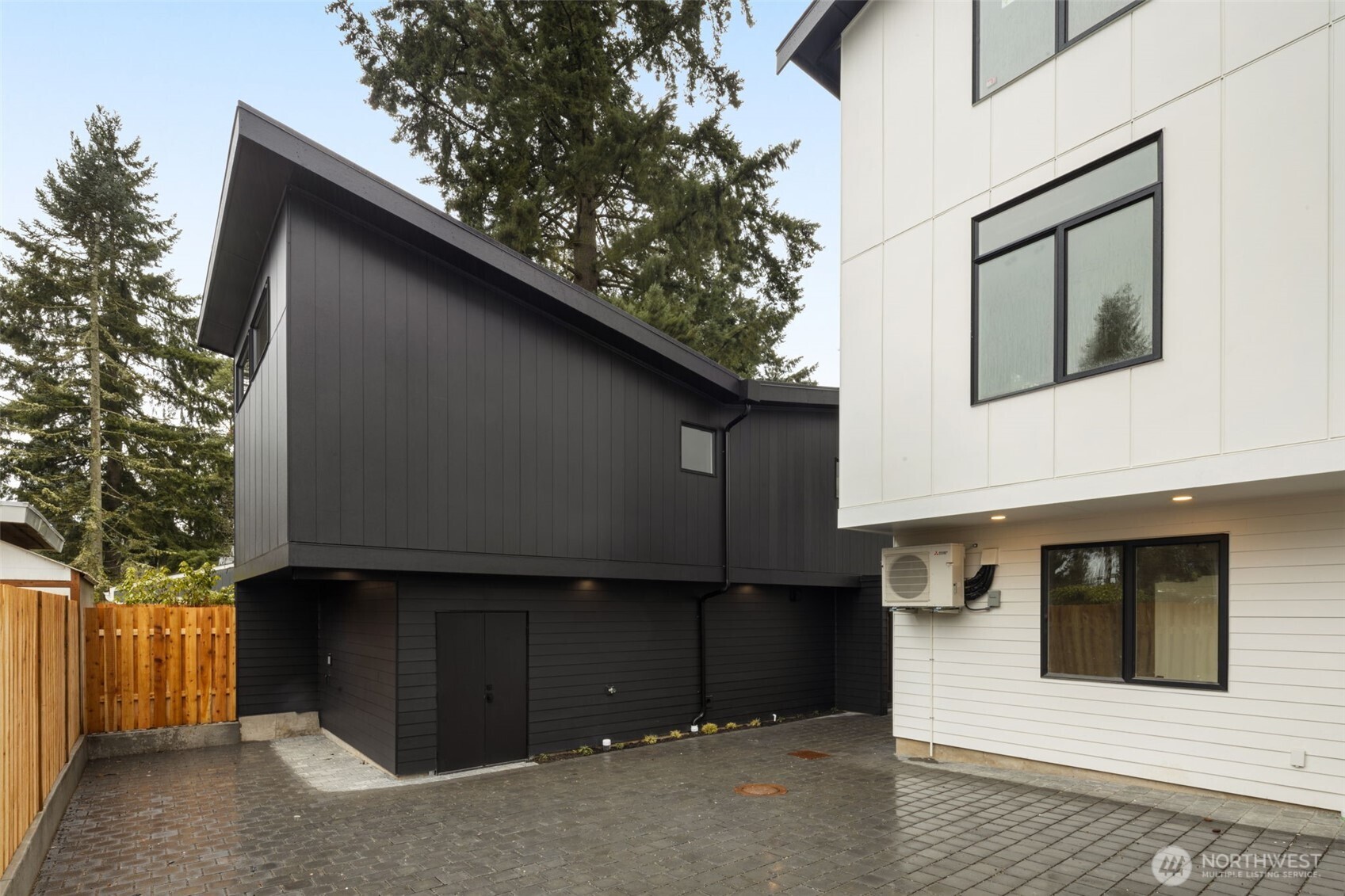 14035 Densmore Avenue N, Seattle, WA 98133