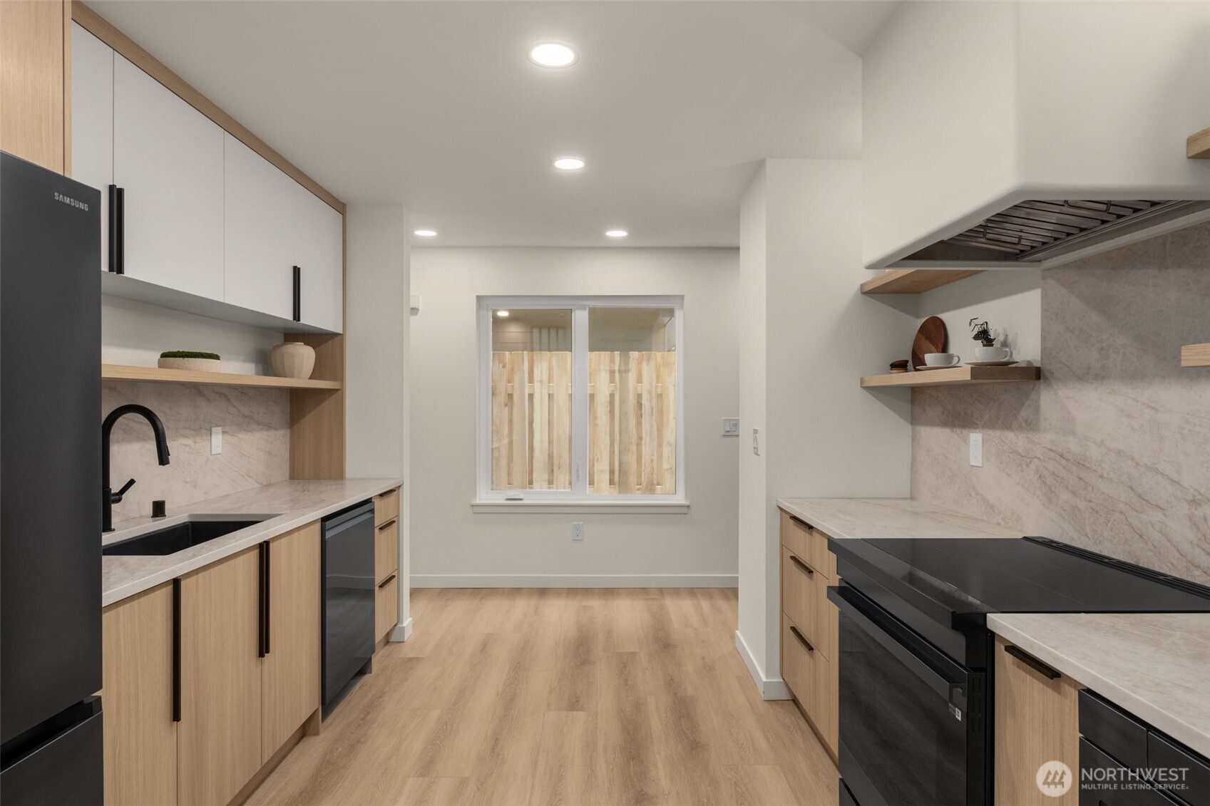 14035 Densmore Avenue N, Seattle, WA 98133