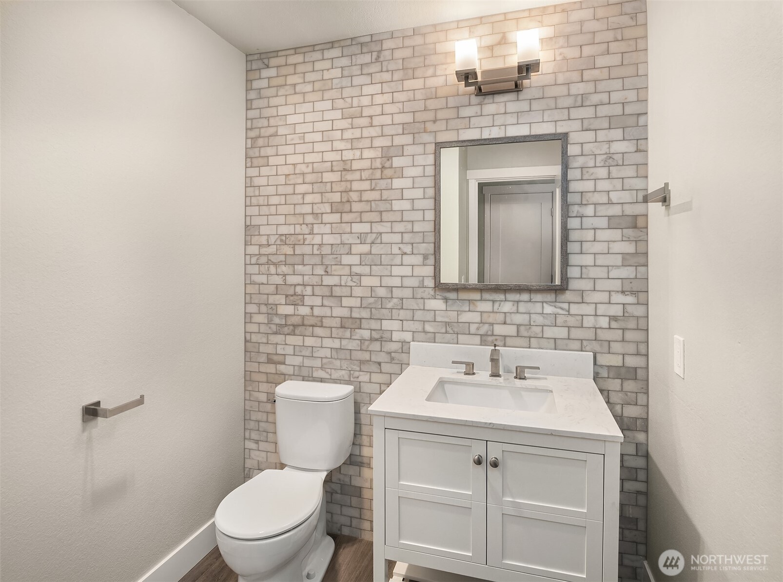3005 127th Place SE #B-21, Bellevue, WA 98005