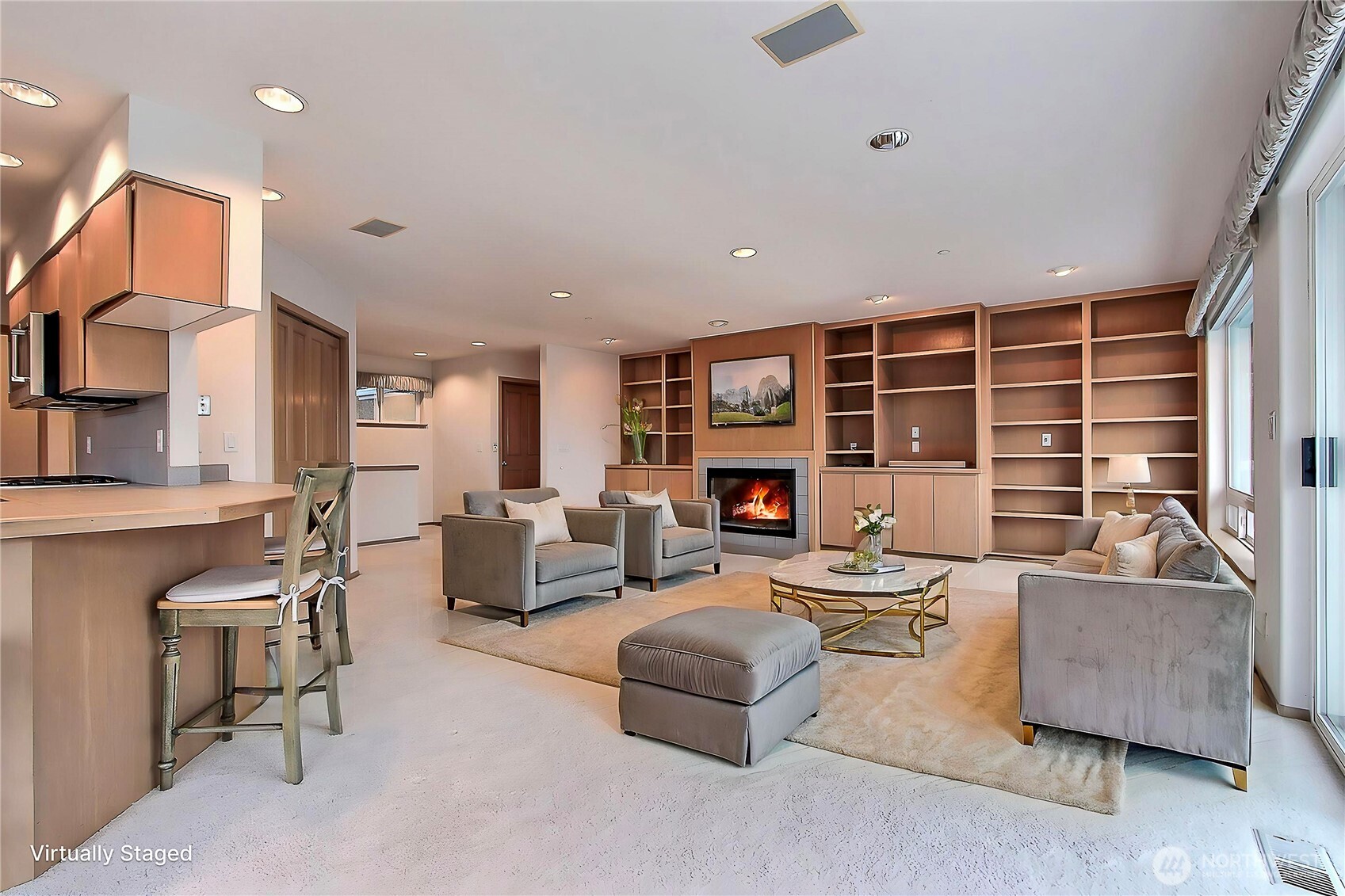 19749 53rd Avenue NE, Lake Forest Park, WA 98155