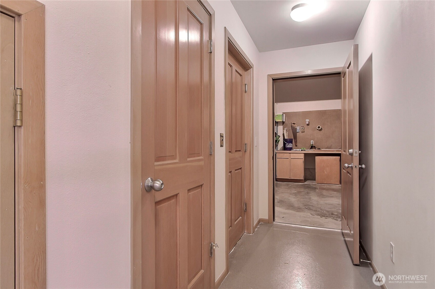 19749 53rd Avenue NE, Lake Forest Park, WA 98155