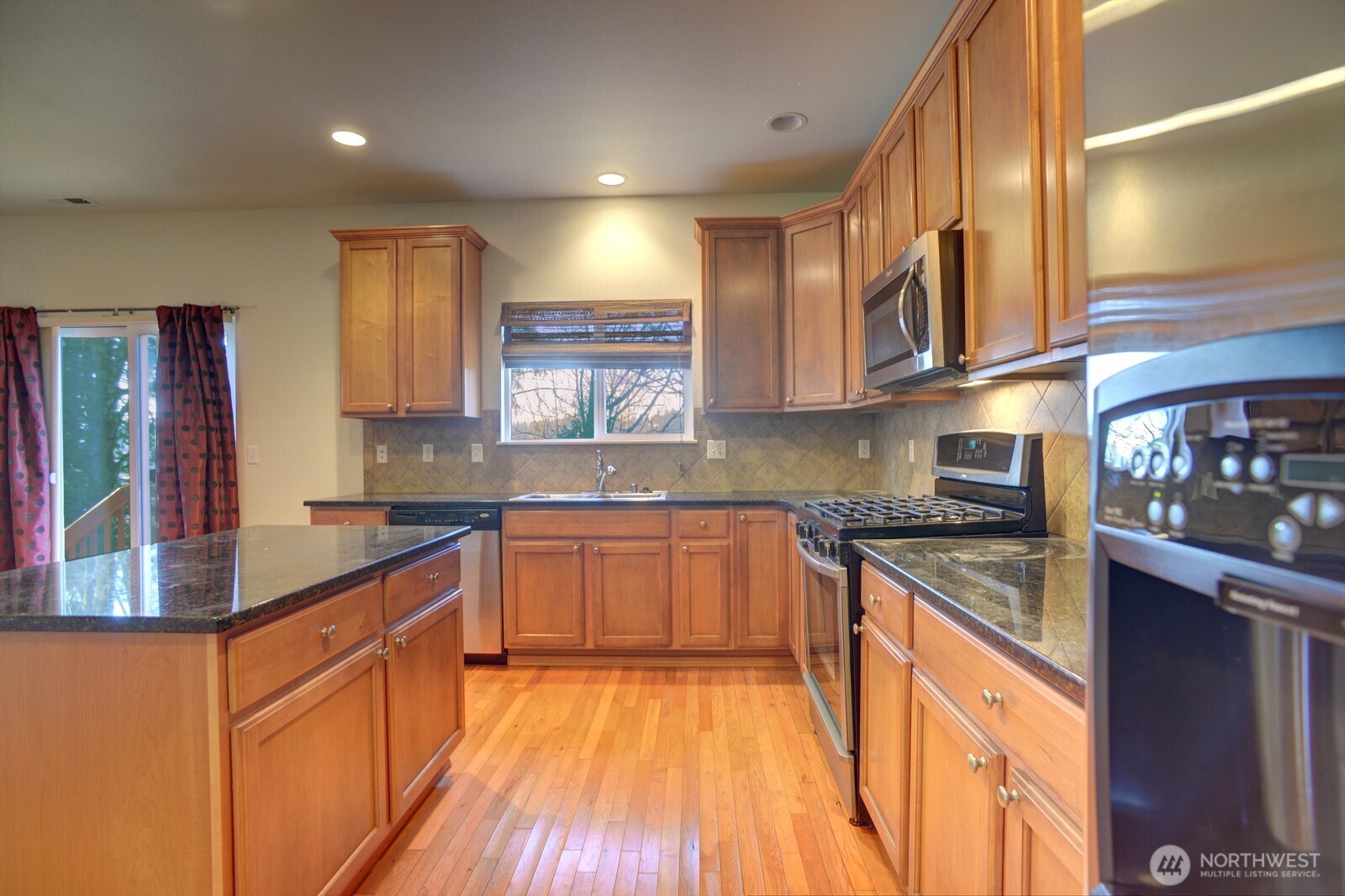 20315 122nd Place NE, Bothell, WA 98011-7662