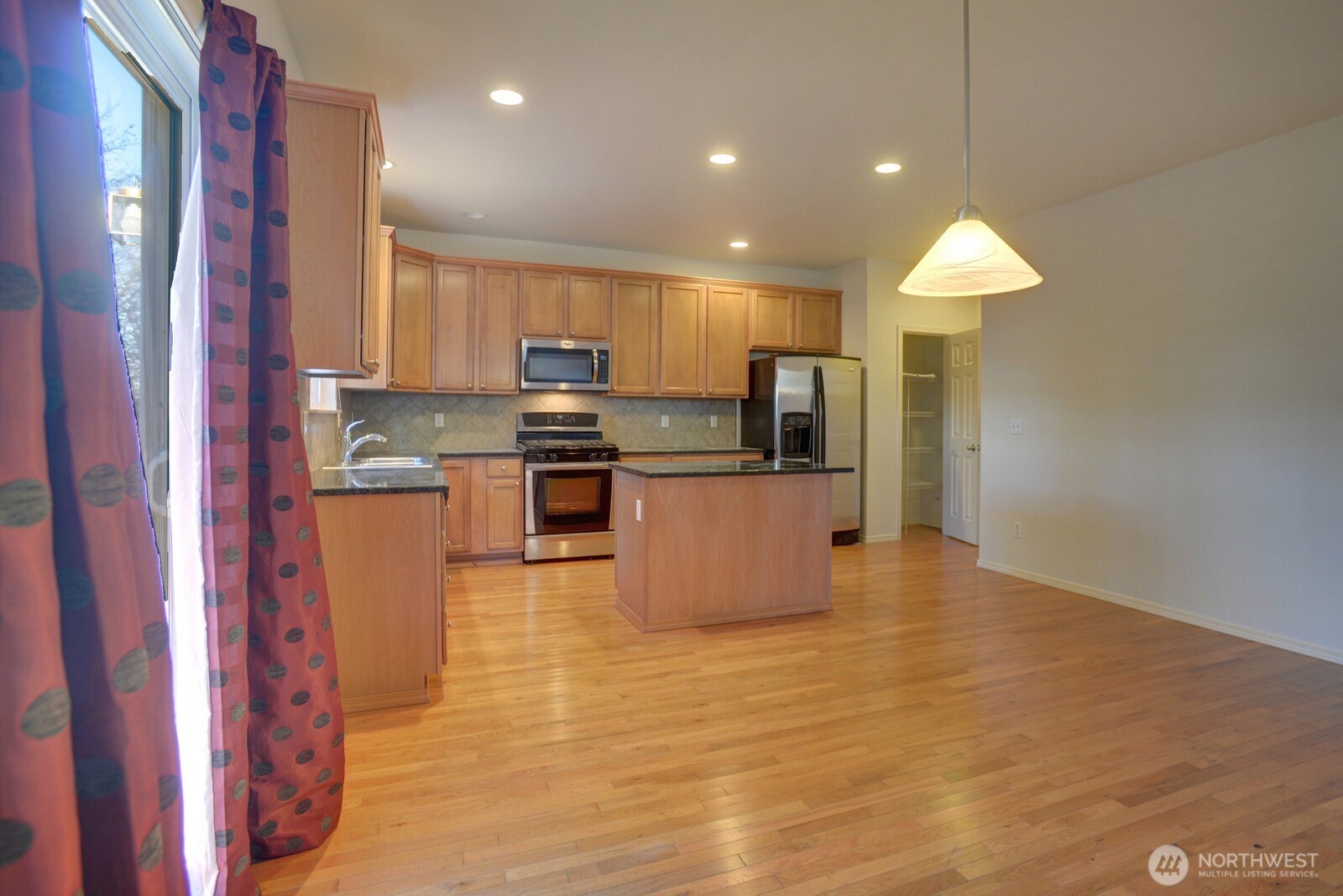 20315 122nd Place NE, Bothell, WA 98011-7662