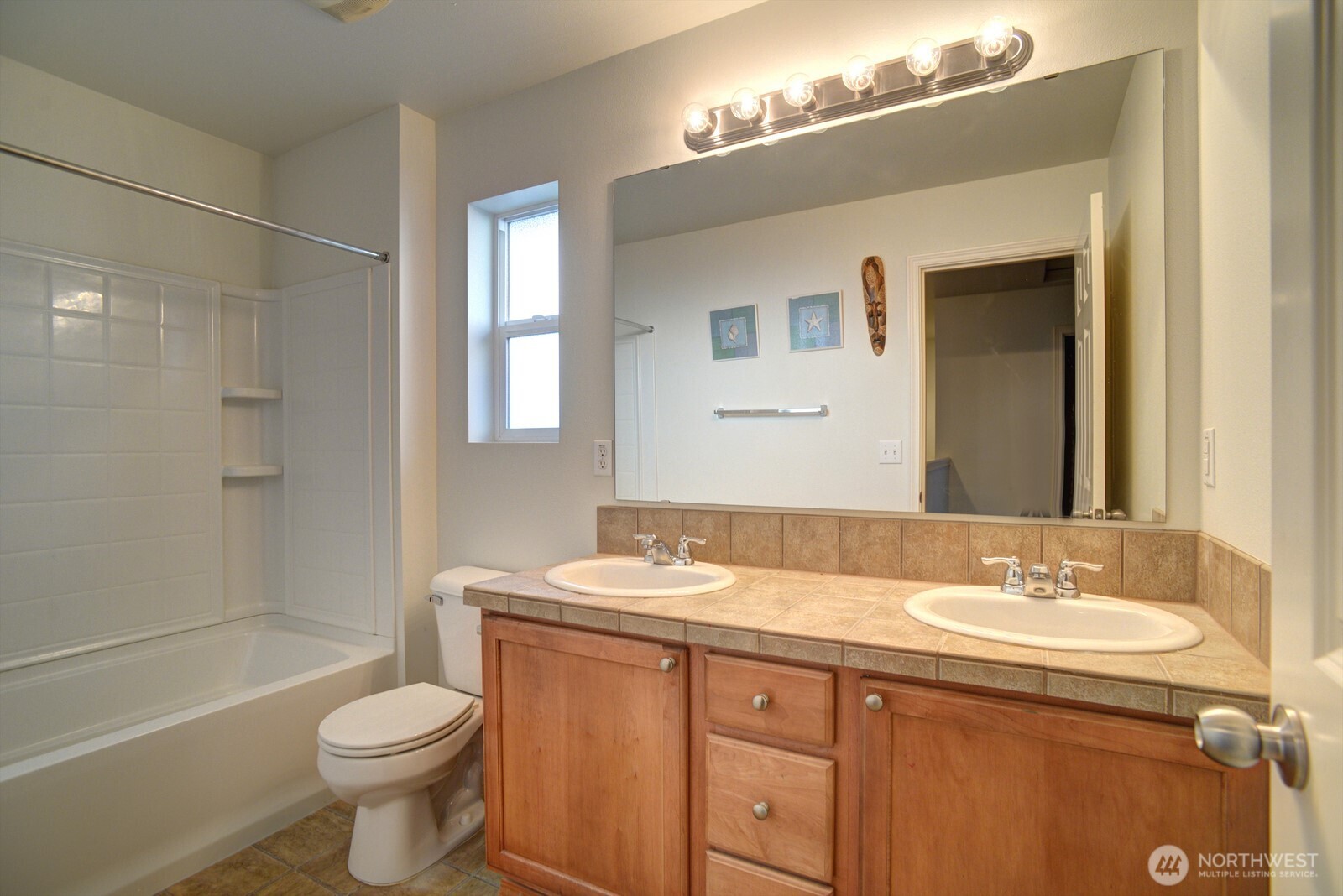 20315 122nd Place NE, Bothell, WA 98011-7662