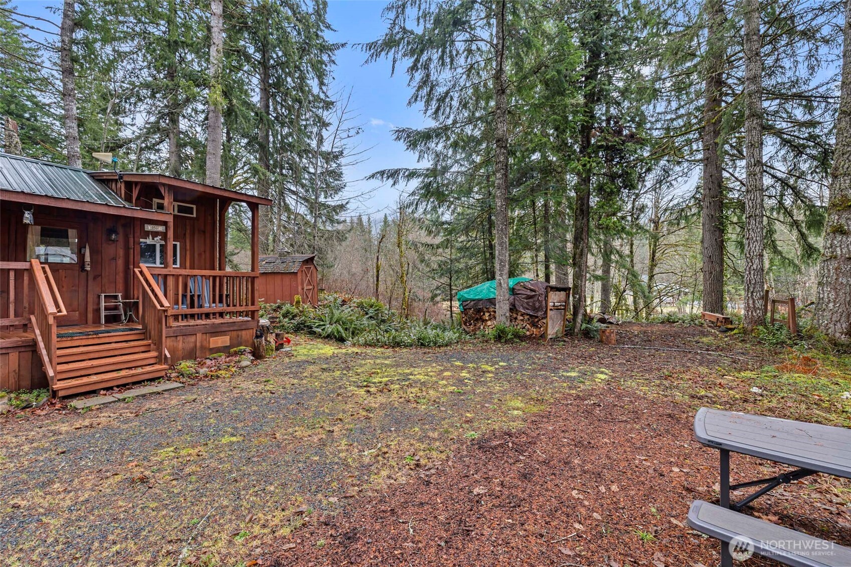 155 Nisqually Way , Ashford, WA 98304