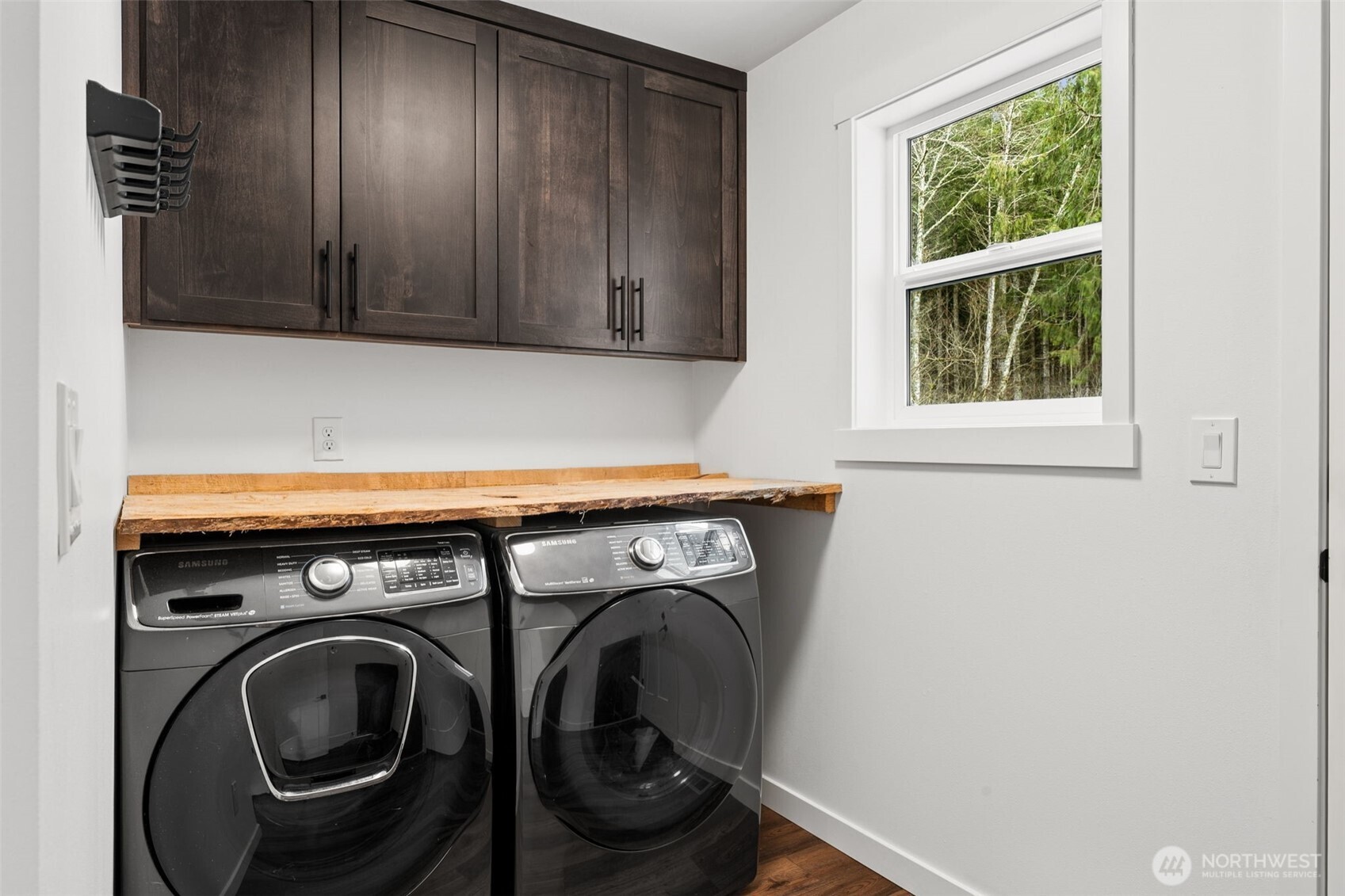 31530 SE 384th Street , Enumclaw, WA 98022