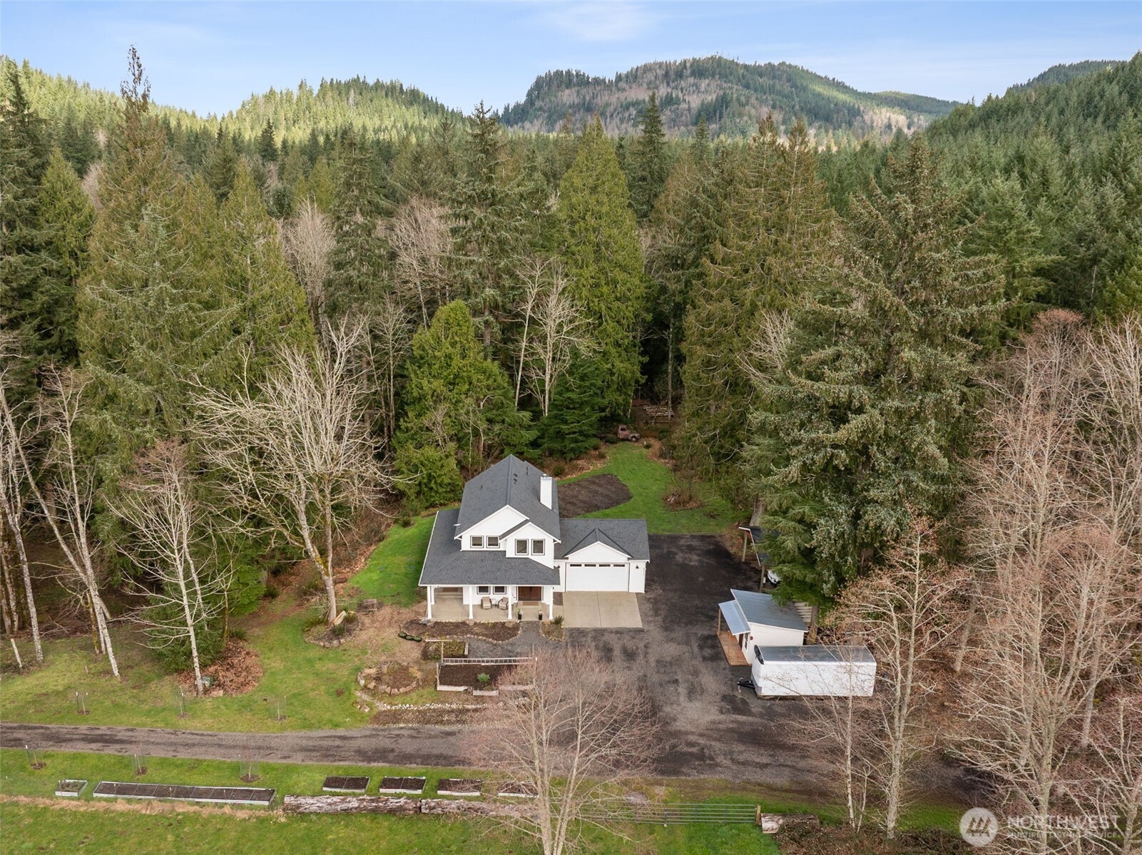 31530 SE 384th Street , Enumclaw, WA 98022