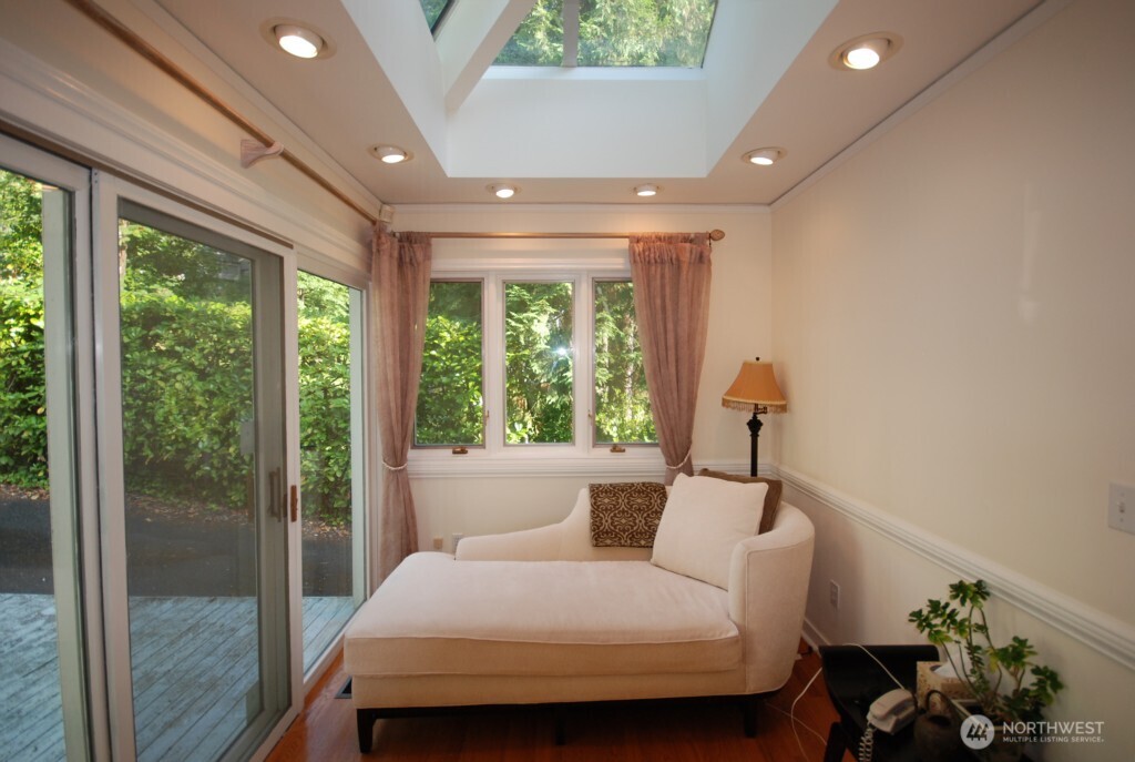 4610 Lake WA Boulevard NE, Kirkland, WA 98033