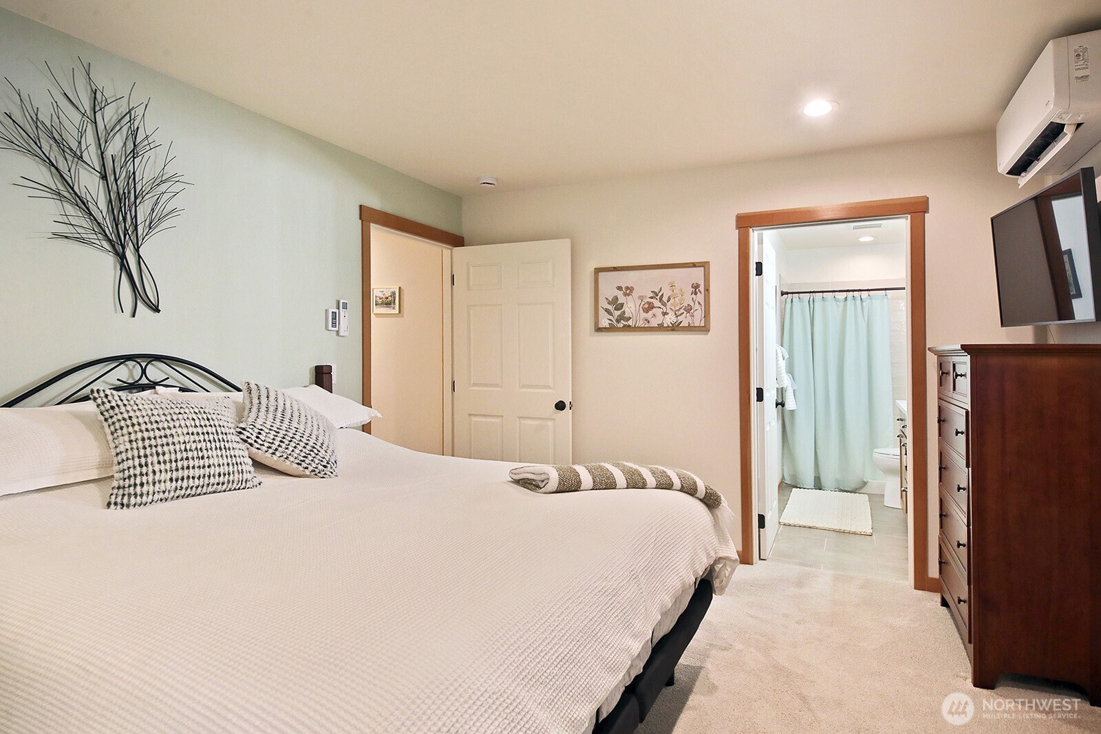 2903 Hi Crest Road , Langley, WA 98260