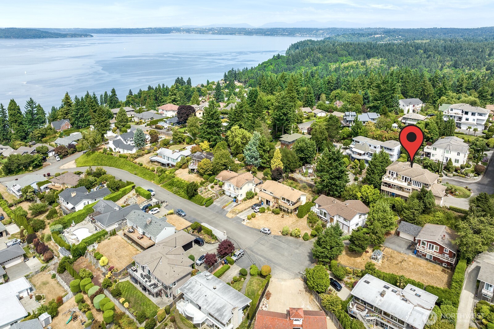 1705 61st Street NE, Tacoma, WA 98422