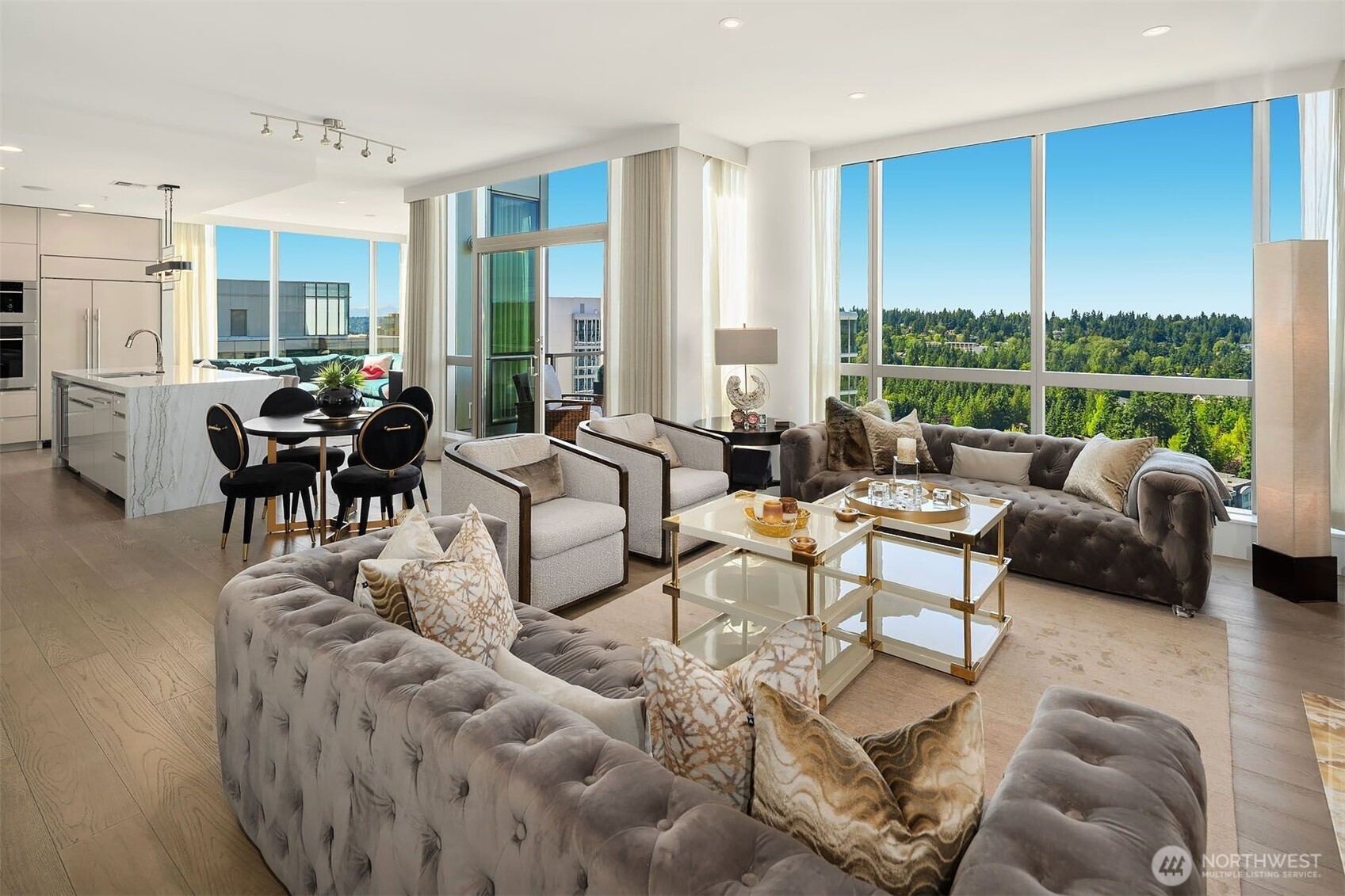 10650 NE 9th Place #2524, Bellevue, WA 98004