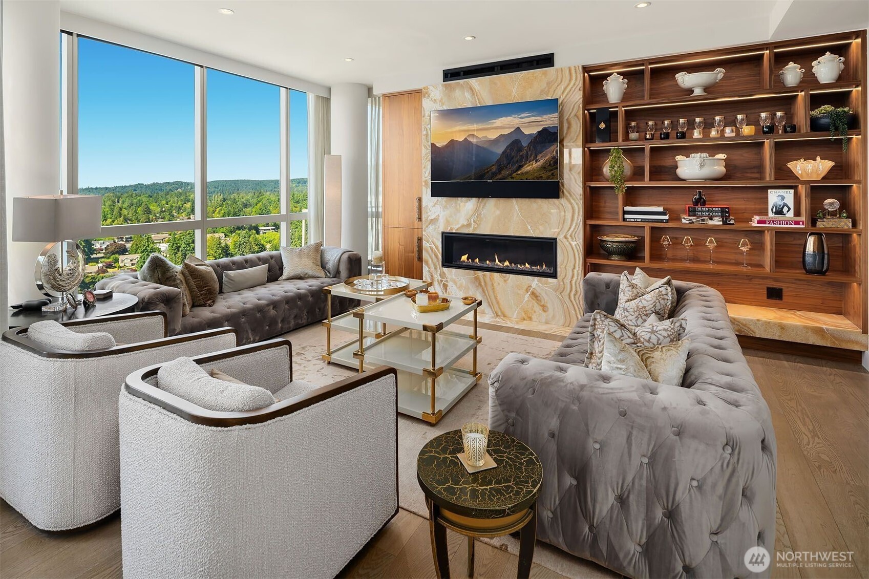 10650 NE 9th Place #2524, Bellevue, WA 98004