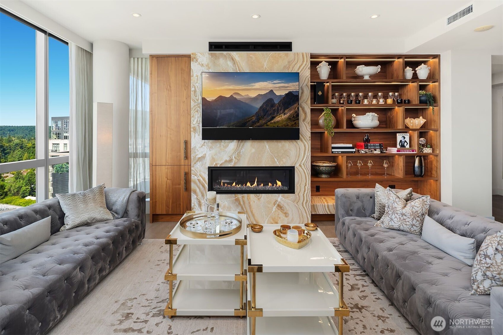 10650 NE 9th Place #2524, Bellevue, WA 98004