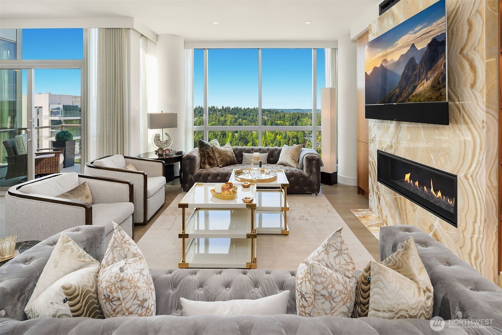 10650 NE 9th Place #2524, Bellevue, WA 98004