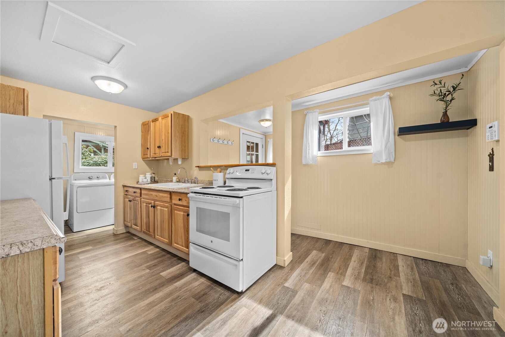 23711 Dorre Don Way SE, Maple Valley, WA 98038