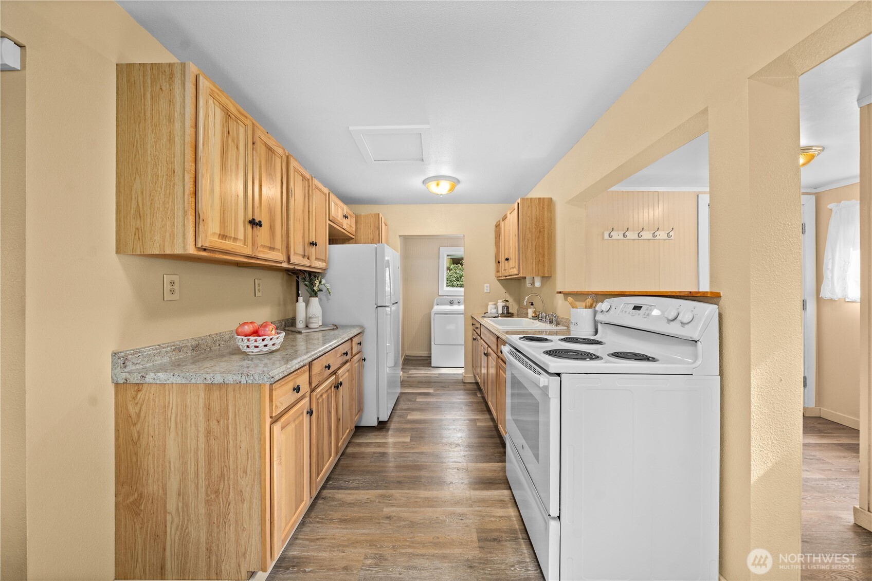 23711 Dorre Don Way SE, Maple Valley, WA 98038