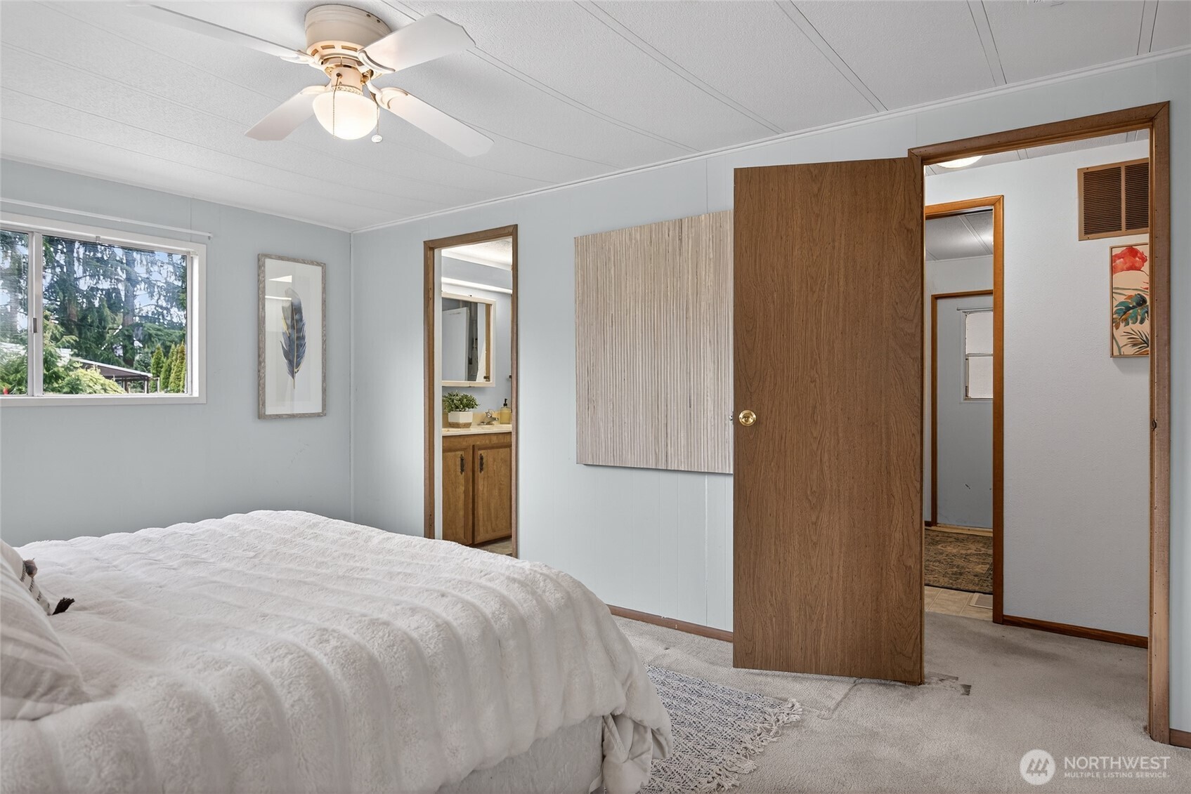 3323 207th Place SE, Bothell, WA 98012