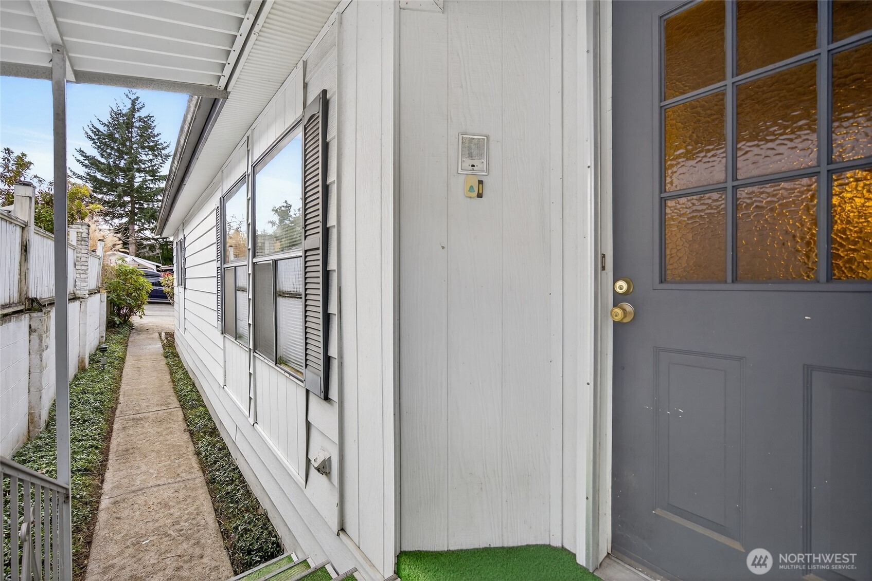 3323 207th Place SE, Bothell, WA 98012