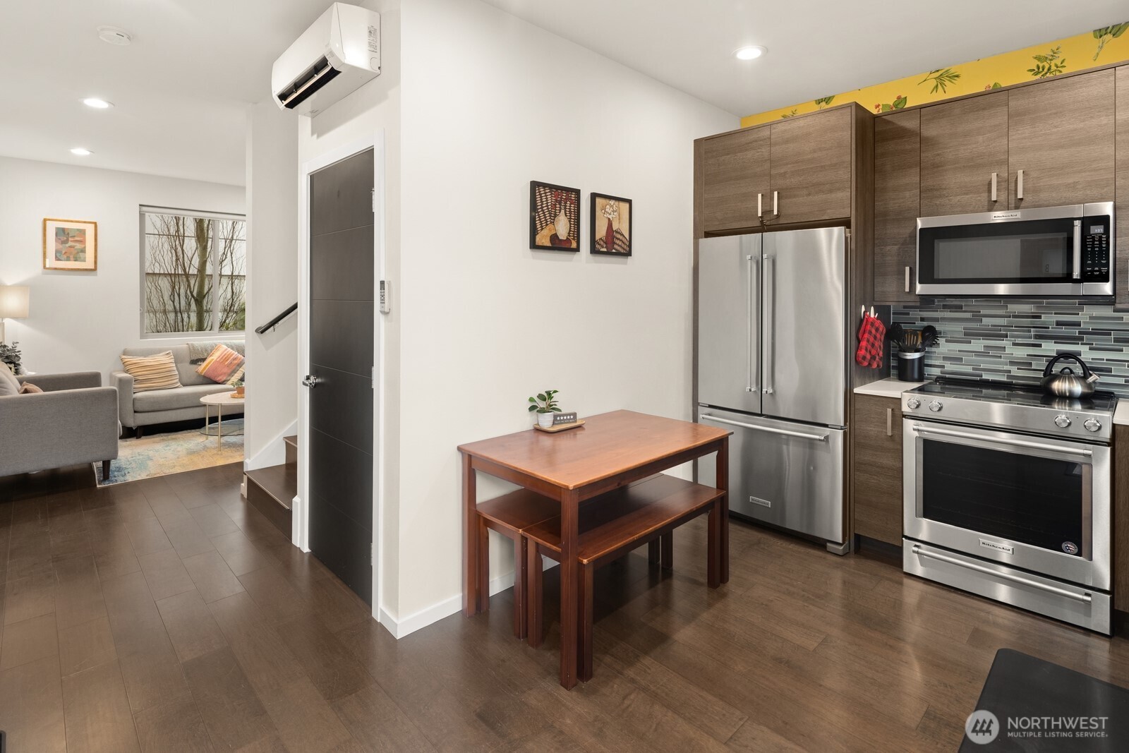 8358 19th Avenue NW #B, Seattle, WA 98117