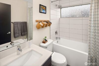 8358 19th Avenue NW #B, Seattle, WA 98117 - Photo 15