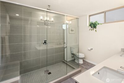 8358 19th Avenue NW #B, Seattle, WA 98117 - Photo 18