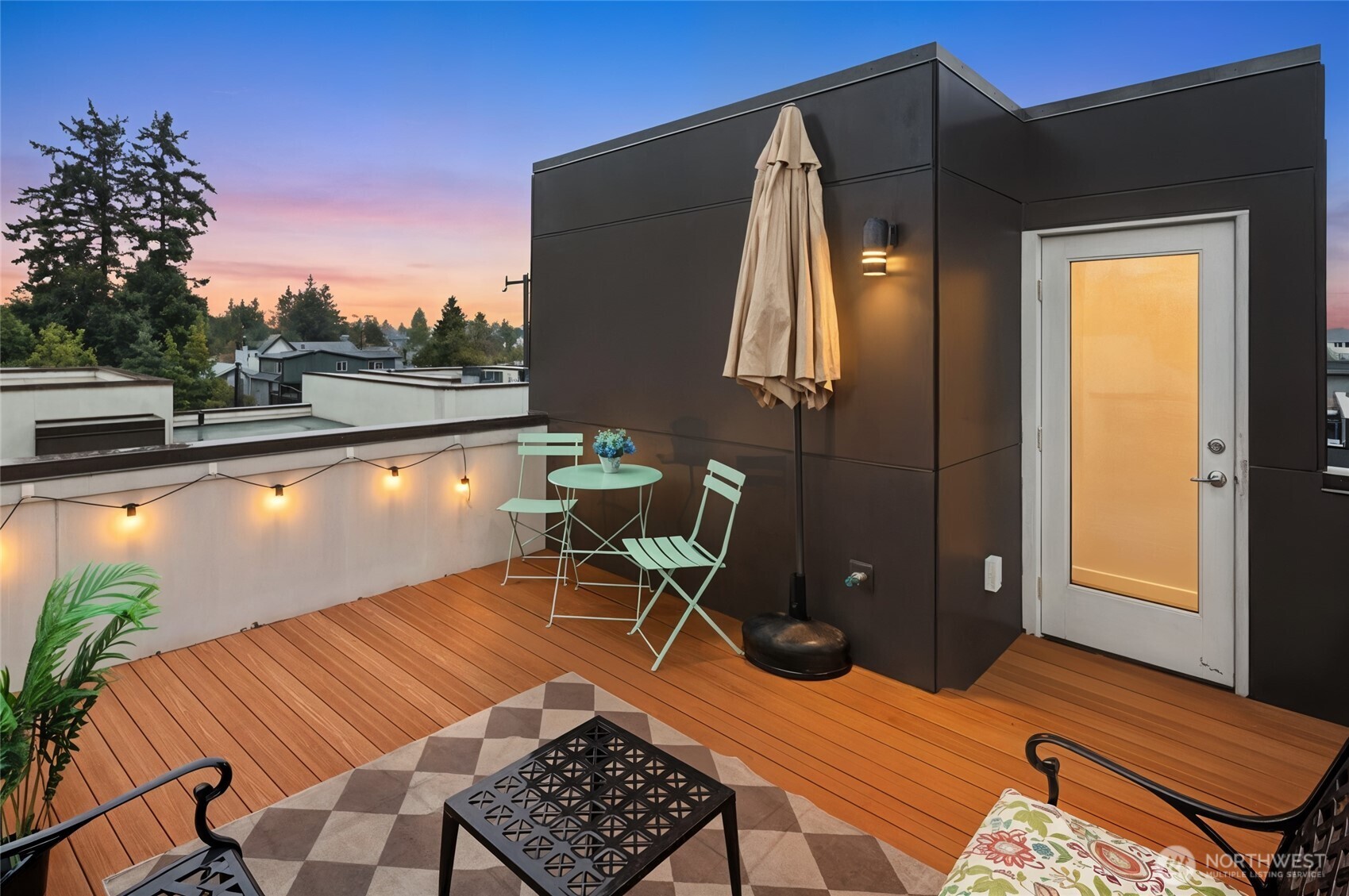 8358 19th Avenue NW #B, Seattle, WA 98117