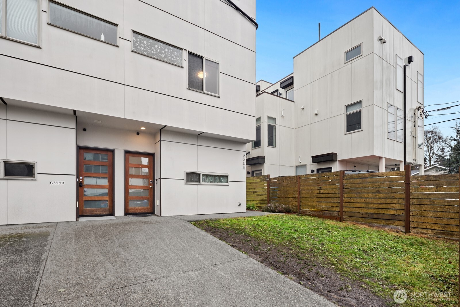 8358 19th Avenue NW #B, Seattle, WA 98117