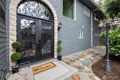 17714 SE 40th Place , Bellevue, WA 98008 - Photo 2