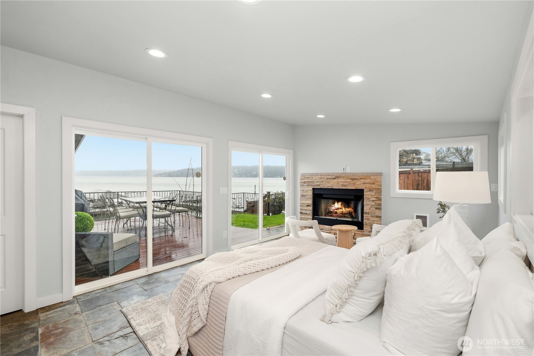 17714 SE 40th Place , Bellevue, WA 98008