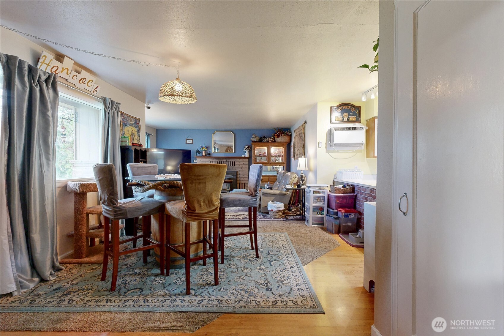 530 SW 4th Street , College Place, WA 99324