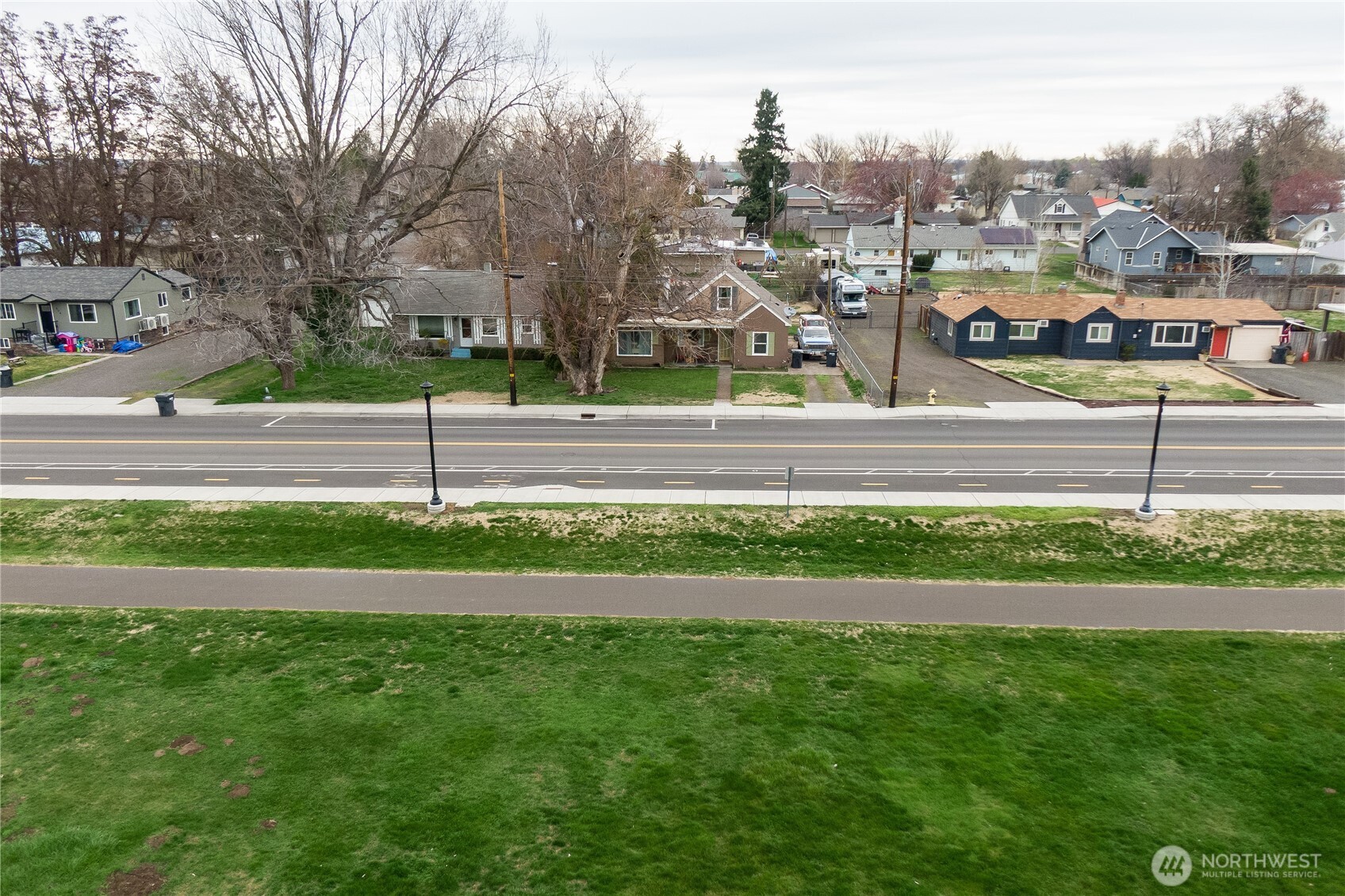 530 SW 4th Street , College Place, WA 99324