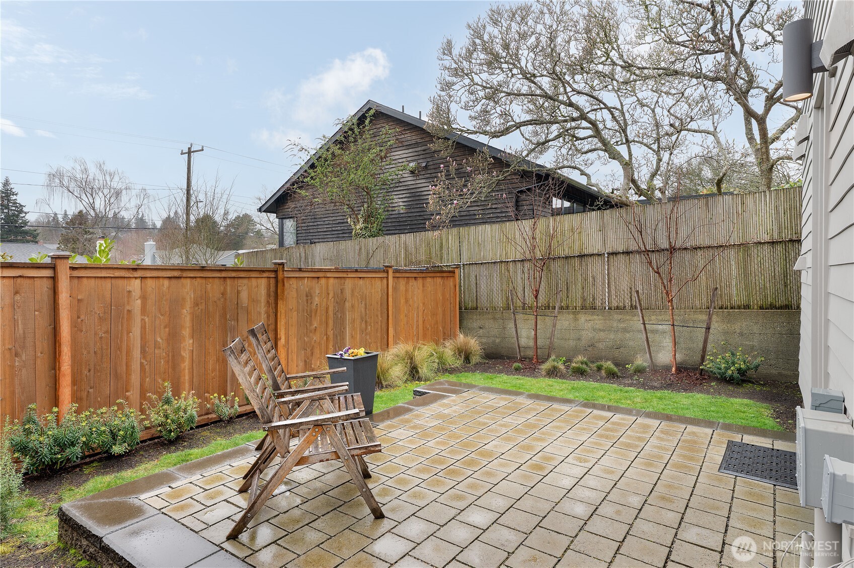 3112 W Raye Street , Seattle, WA 98199