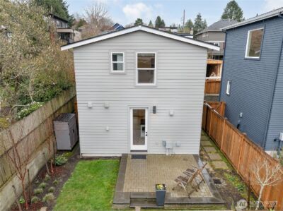 3112 W Raye Street , Seattle, WA 98199 - Photo 24