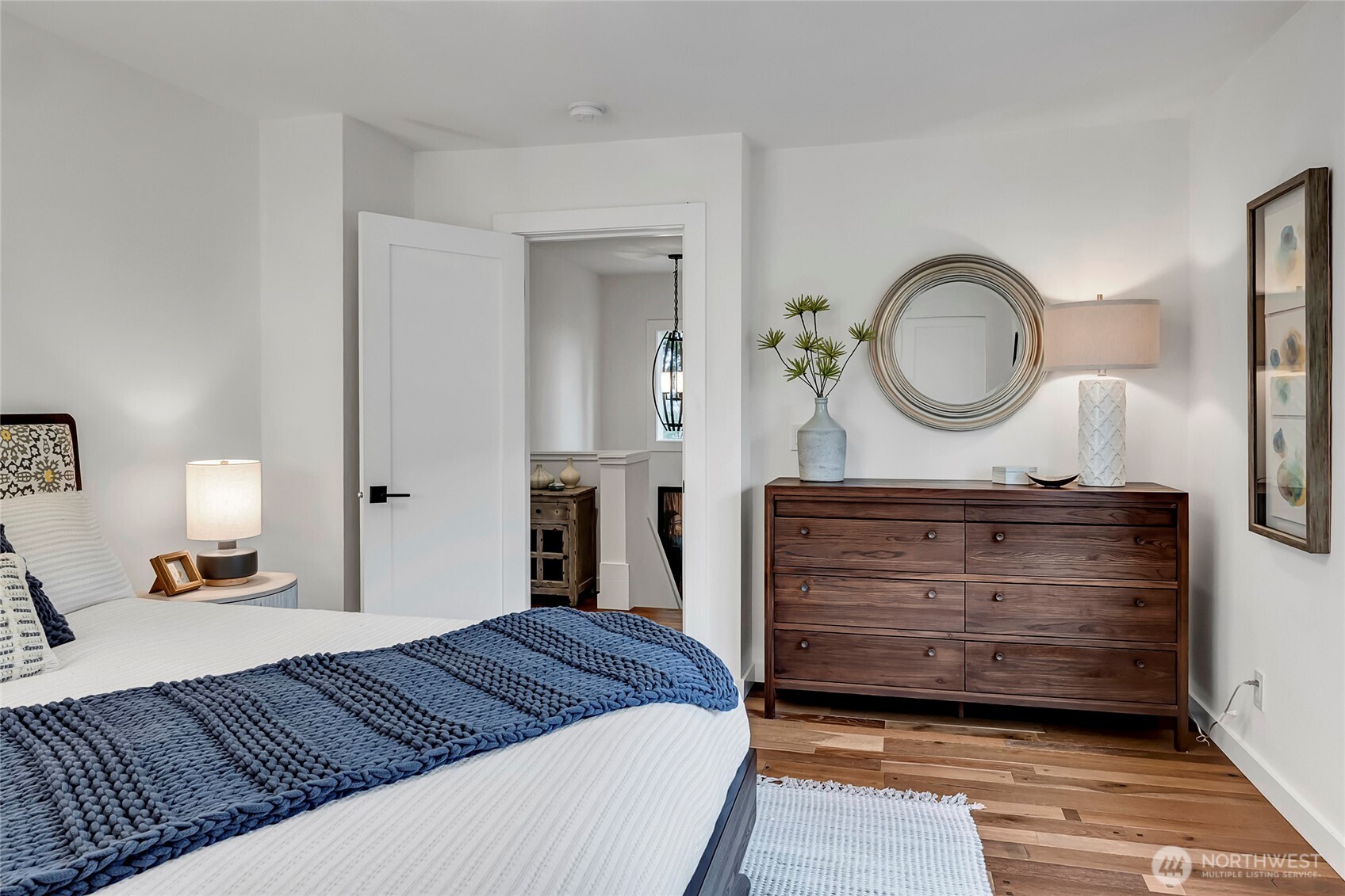 1919 11th Avenue E, Seattle, WA 98102