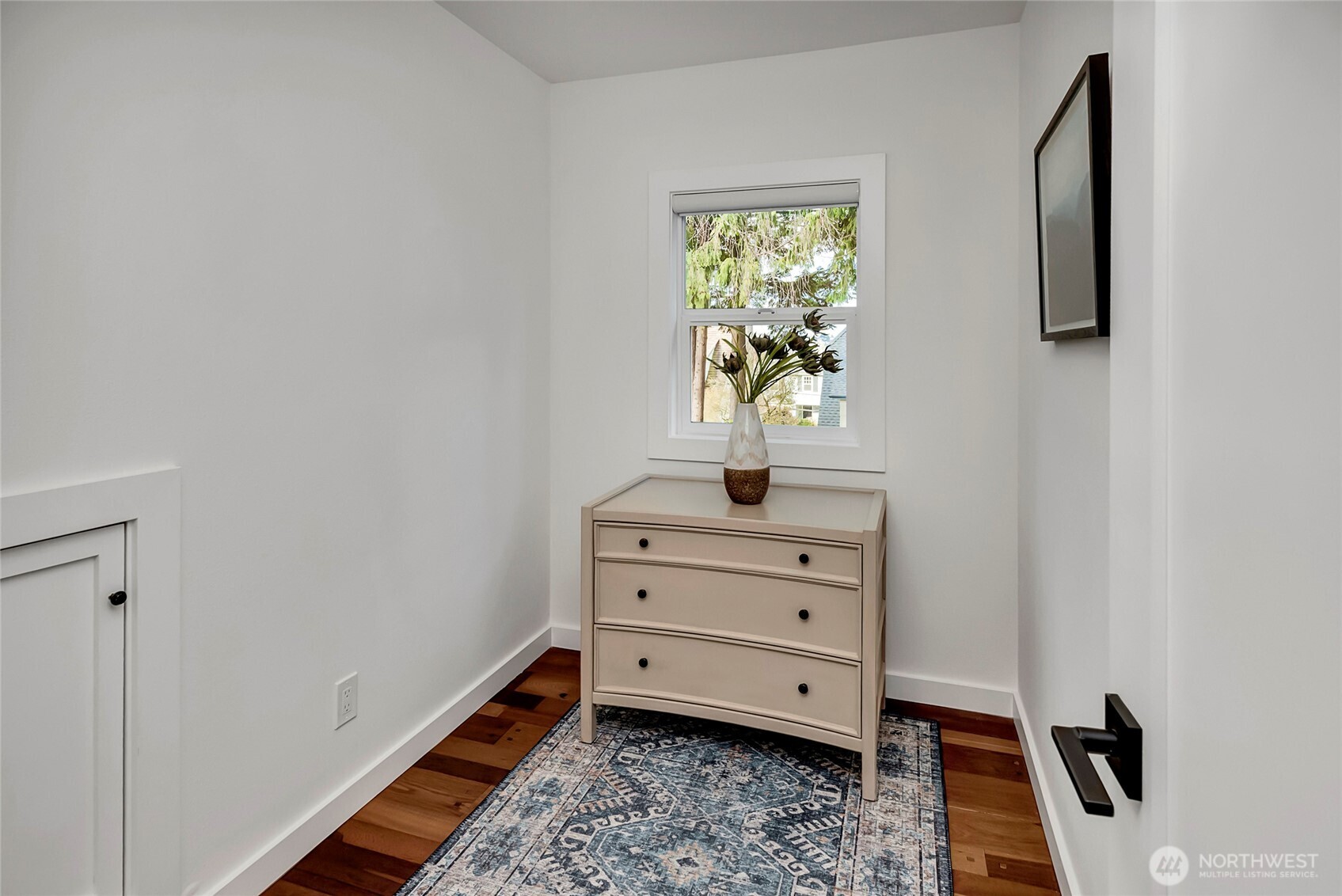 1919 11th Avenue E, Seattle, WA 98102