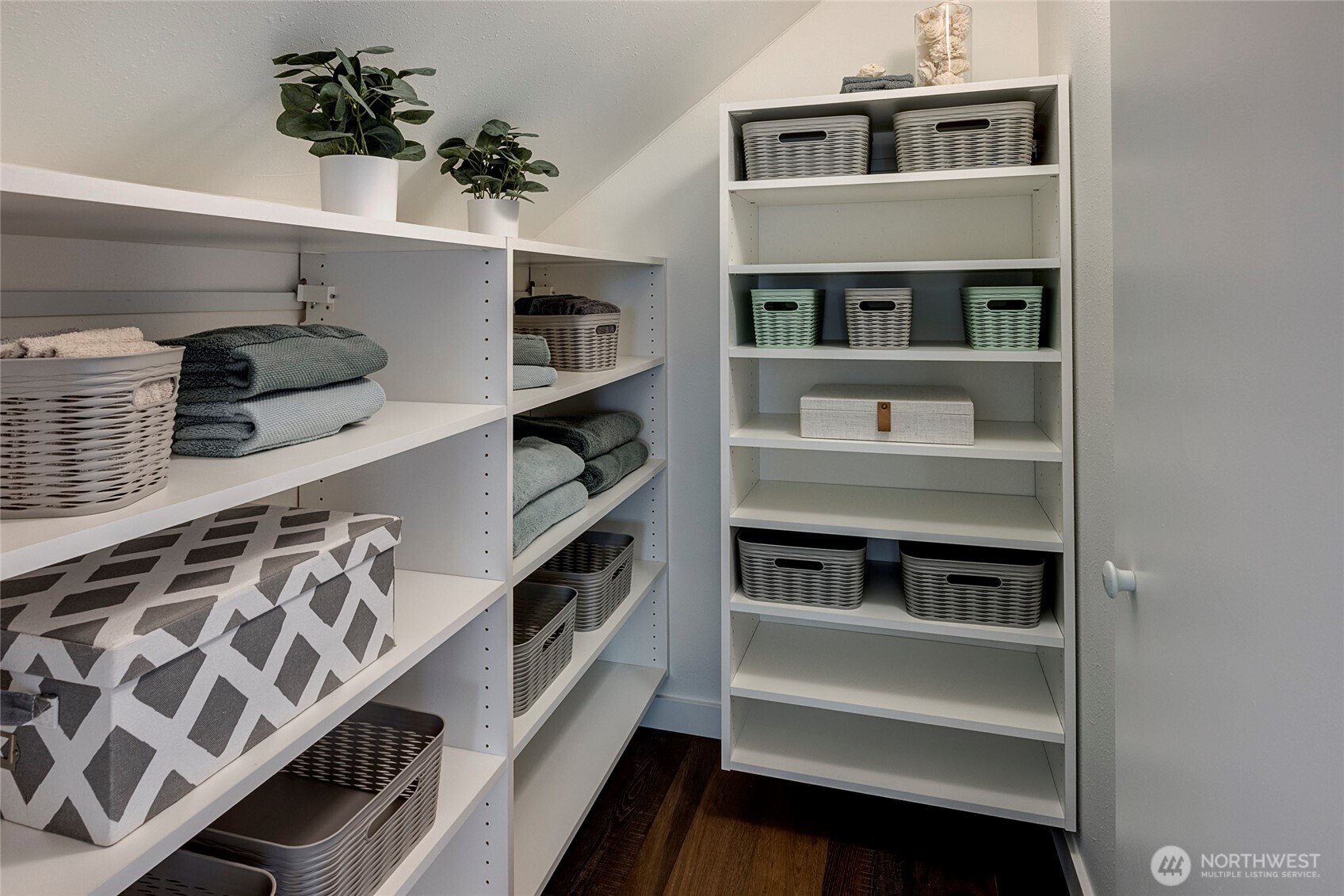 1919 11th Avenue E, Seattle, WA 98102