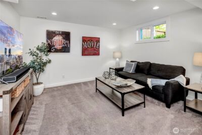 1919 11th Avenue E, Seattle, WA 98102 - Photo 24