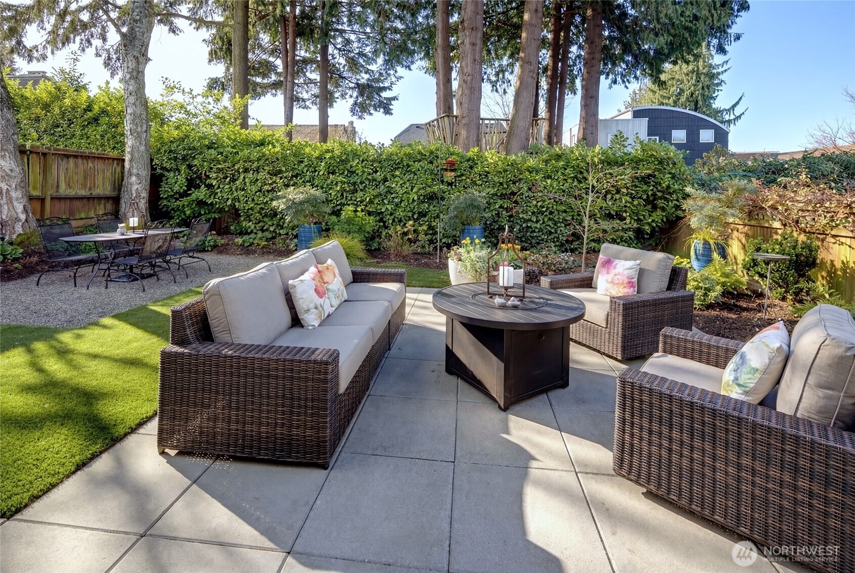 1919 11th Avenue E, Seattle, WA 98102