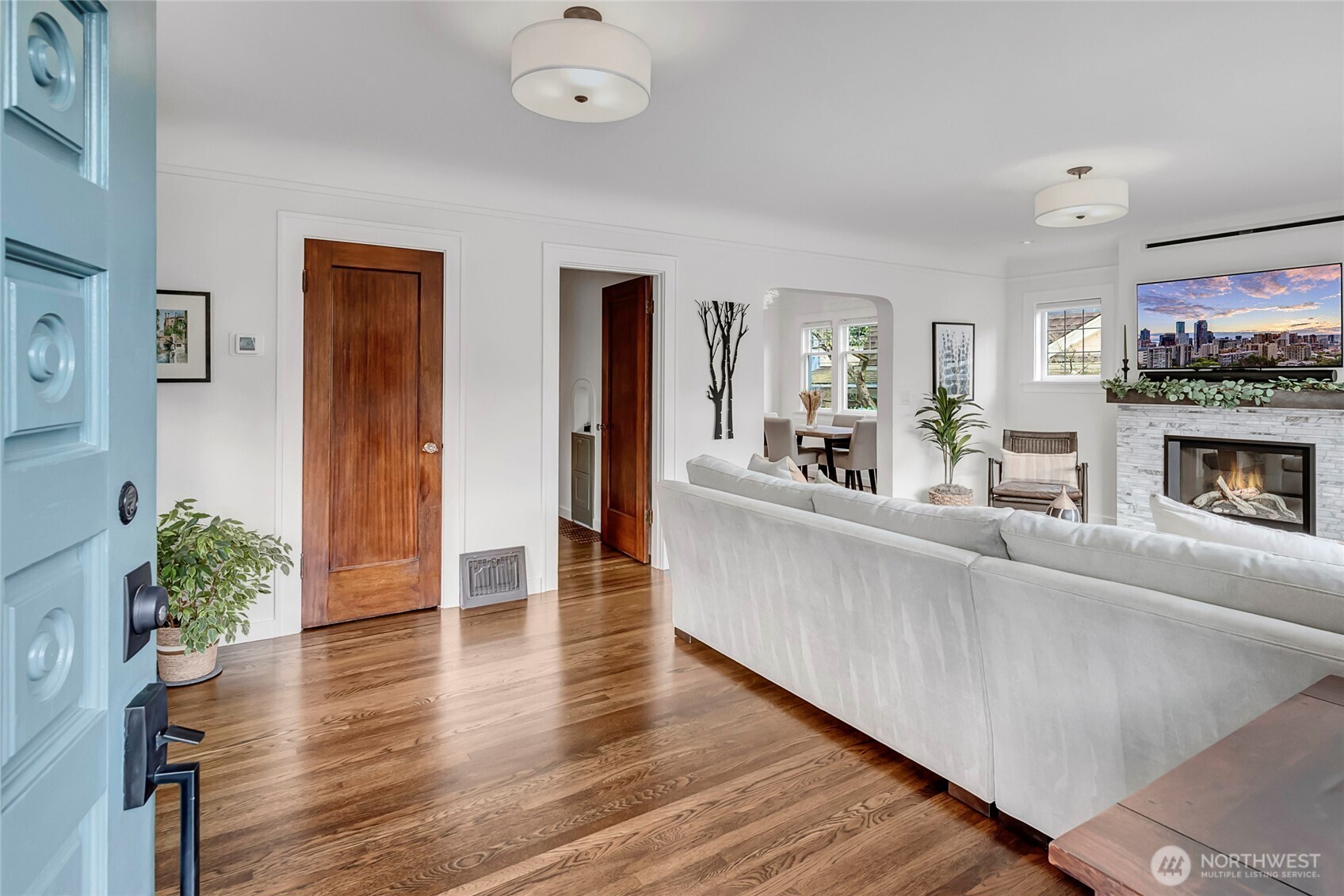 1919 11th Avenue E, Seattle, WA 98102