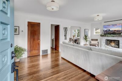 1919 11th Avenue E, Seattle, WA 98102 - Photo 4